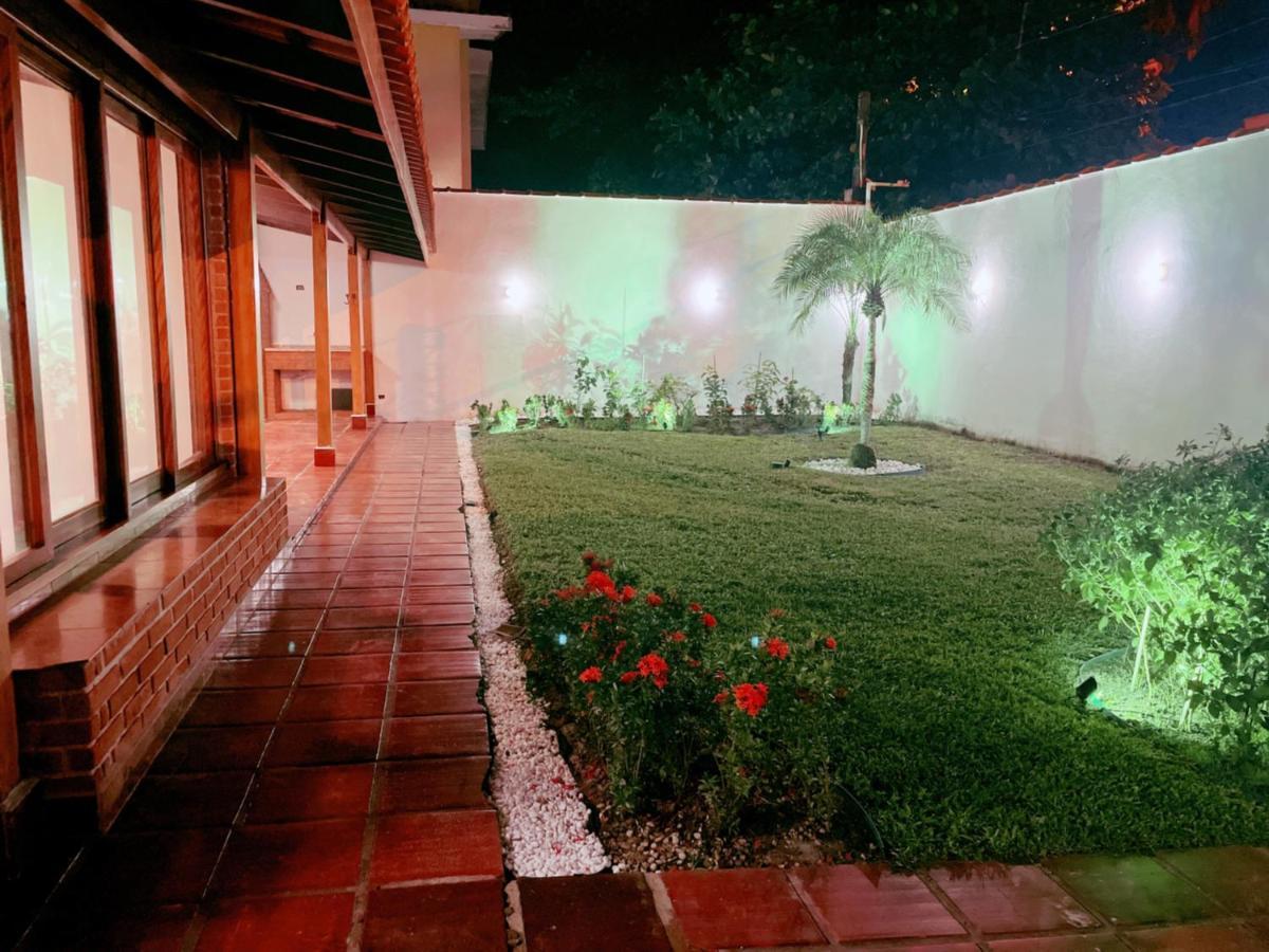 Beach House Unidade 2 - Casas De Praia Guaruja 50 Metros Do Mar Exteriér fotografie